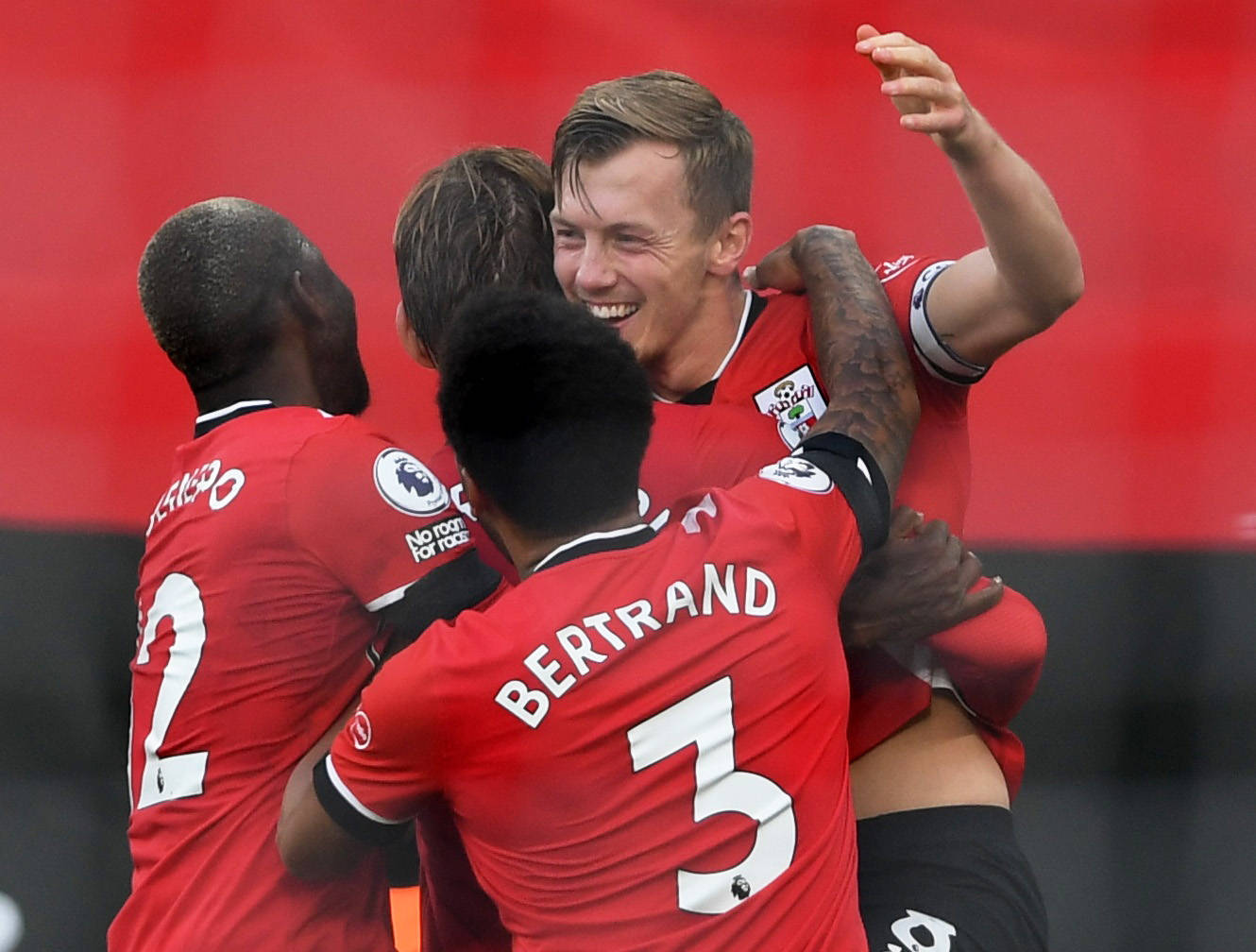 功不仅仅依 功不仅仅依